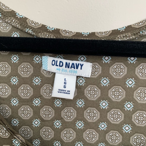 Old Navy Tank Size Large - Picture 4 of 6